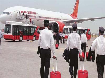Air India pilots keep flying despite takeoff mishap
