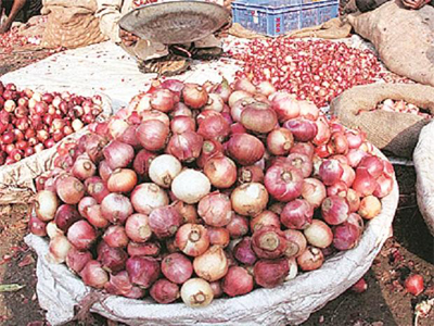 Onion prices are fueling inflation in India but RBI may still ignore it