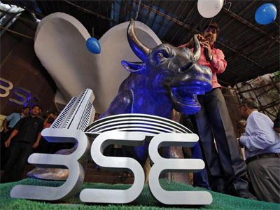 Sensex jumps 185 points in early trade