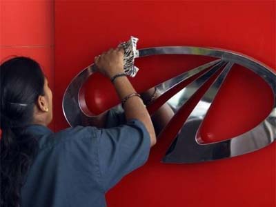 Mahindra & Mahindra to invest Rs 8,000 cr on automotive plants in Maharashtra