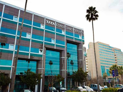 TCS declines on Q3 revenue concers due to Chennai flood