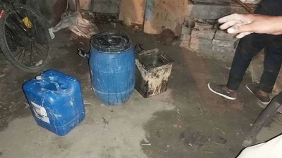 Delhi police nab five from Wazirabad for making illicit liquor