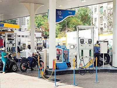 Petrol pumps will not remain shut on Sundays for now
