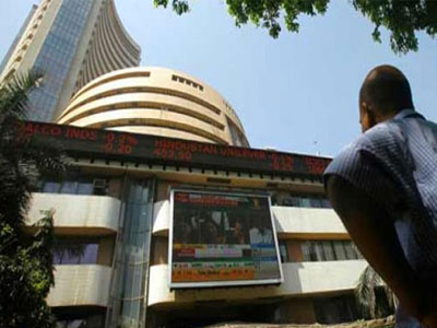 Sensex, Nifty end marginally higher amid mixed global cues