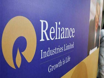 Reliance Industries gain ahead of Q2 results; net profit seen at Rs 5926 crore