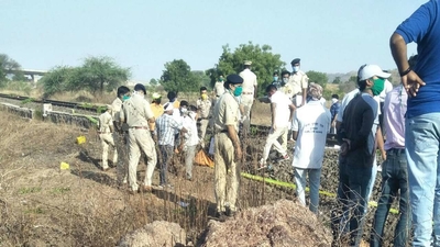 'How can anyone stop this when they sleep on railway tracks?' SC on Aurangabad migrant workers death