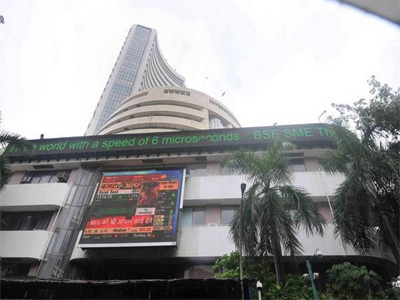 Sensex sinks over 300 points; metal, auto stocks drag