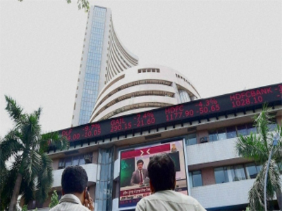 India stocks in green after flat opening on mixed Asian cues; Sensex, Nifty up 0.3% each; RIL down 1.5%