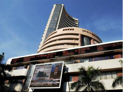 Sensex shows withdrawal symptoms, slides 122 points