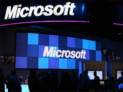 Microsoft joins hands with Snapdeal, gets e-space for products