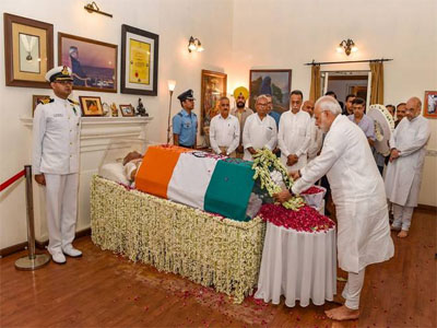 Vajpayee's death: People arrive in Delhi from across India to pay homage