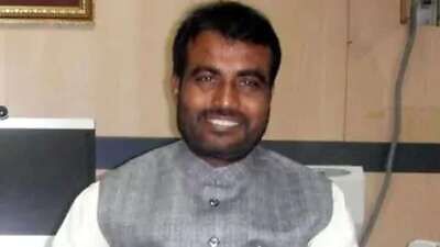 Bihar: JD(U) expels Industries Minister Shyam Rajak, months before state assembly polls