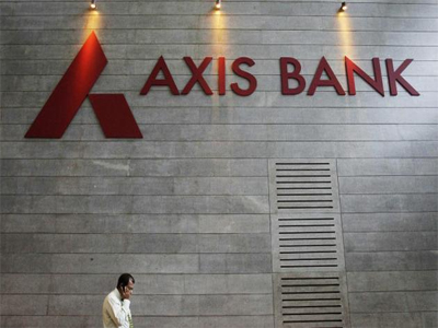 Axis Bank ups loan rate by 5 basis pts