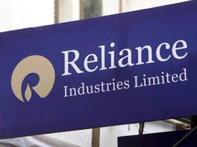 Mukesh Ambani-led Reliance becomes the first private company to earn Rs 10,000 crore quarterly profit