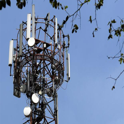 RIL, seven others apply to bid for mobile airwaves