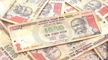 Rupee recovers from 30-month low; up 13 paise vs dollar in early trade