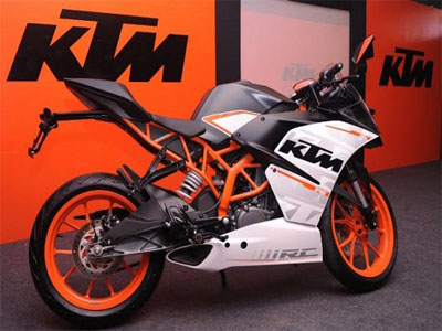 Bajaj Auto launches KTM RC 390, RC 200 today