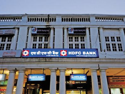 HDFC Bank becomes first Indian bank to cross Rs5 trillion market cap