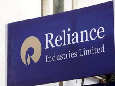 Reliance Industries falls 7% post Q2 results