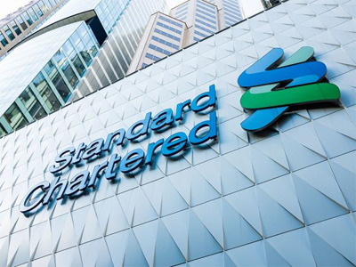 StanChart fined Rs 2 lakh for cutting credit limit