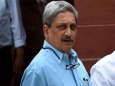 Girls have started drinking beer, tolerance limit is being crossed: Manohar Parrikar