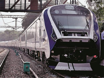 Vande Bharat Express breaks down; shadow over tomorrow's commercial run