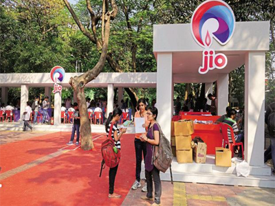 Consolidation phase over, telecom firms set for growth war