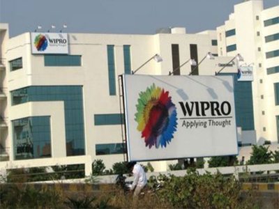 Wipro aligns top executives' incentives to company performance