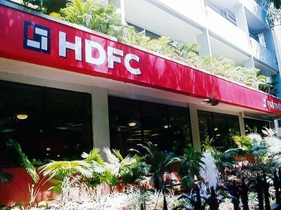 HDFC's board approves raising up to Rs 14,000 cr through various means