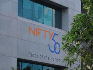 Bank Nifty up 2%; HDFC Bank, IndusInd Bank at record highs