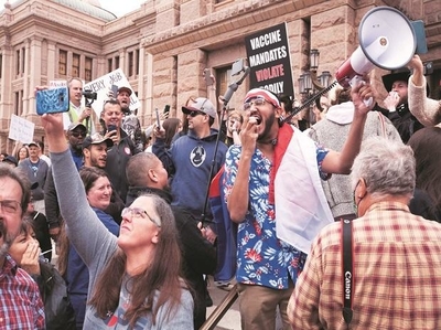 'Live free, or die': Hundreds protest against US lockdown restrictions
