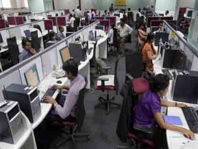 IT shares trade firm; HCL Tech, Tech Mahindra up 3%