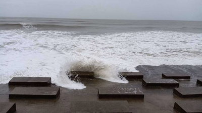 'Amphan' weakens into extremely severe cyclonic storm; 41 NDRF teams deployed in Odisha, Bengal