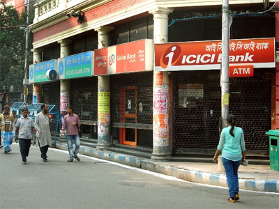 Now, ICICI customers can avail of personal loan up to Rs 15 lakh at ATMs
