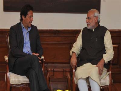 Imran Khan writes to PM Modi, seeks Swaraj-Qureshi meet in New York