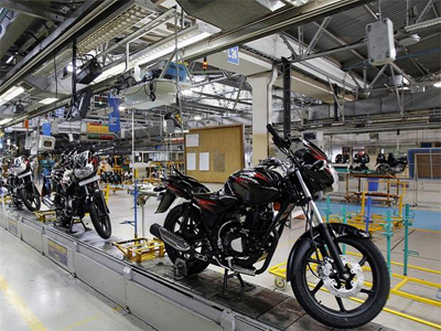 Bajaj Auto takes huge lead over Eicher, Hero Motors in market cap