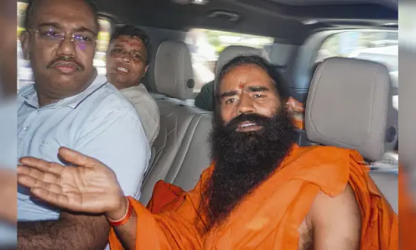 SC asks Ramdev to implead complainants in plea for stay of criminal probes