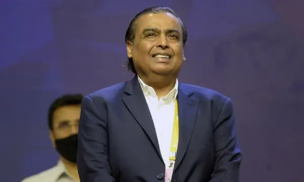 RIL Q4 results: Profit falls 1.8% to Rs 18,951 cr, Rs 10 dividend announced