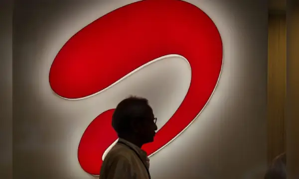 Airtel says not in talks to buy Vodafone UK's stake in Indus Towers