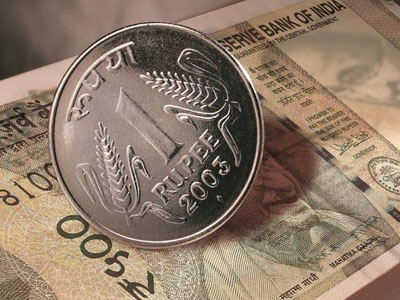 Rupee depreciates 29 paise against US dollar in early trade