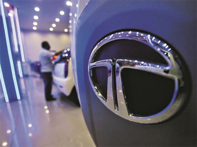 Tata Motors to pump in Rs 4k cr in FY18 to boost car, truck sales