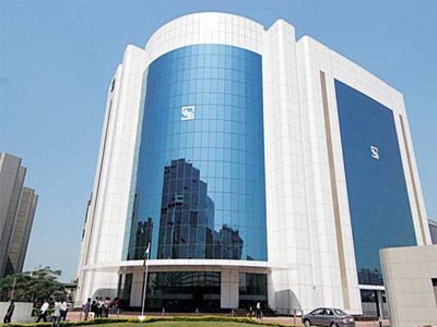 Sebi chief pitches for multiple products, fund raising avenues