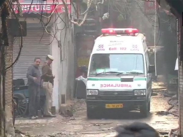 Delhi receives over 2500 calls for ambulance daily from Covid-19 patients