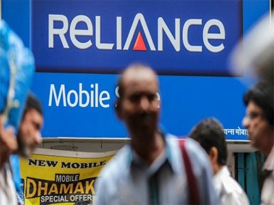 RCom's rating on review for downgrade despite tower deal: Moody's