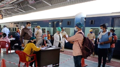 Railways opens offline reservation counters for booking of tickets