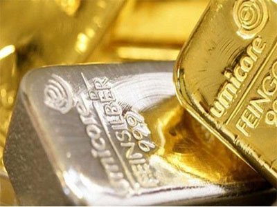 Silver up Rs 600 to Rs 39,350 per kg, gold stays steady