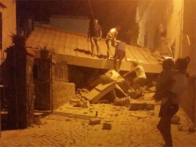 Earthquake hits Italian island; one dead, 25 injured