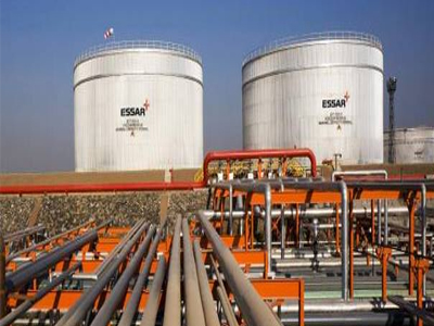 Essar Oil eyes loans from traders as banks fear Russian links