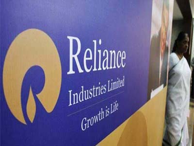 After 5 yrs, RIL back to double-digit growth