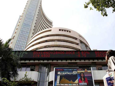 Sensex cracks 34,000-mark, Nifty below 10,200 on weak global cues